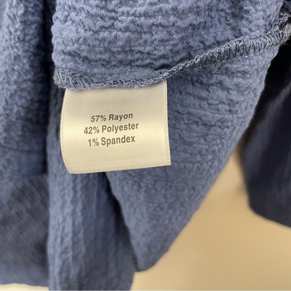 Norm Thompson Button Up Tunic Shirt Women's L Large Blue Textured Long Sleeves - Picture 4 of 14